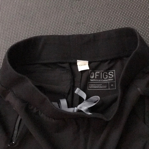 Figs Tidore Skinny Track Scrub Pant - Picture 5 of 6